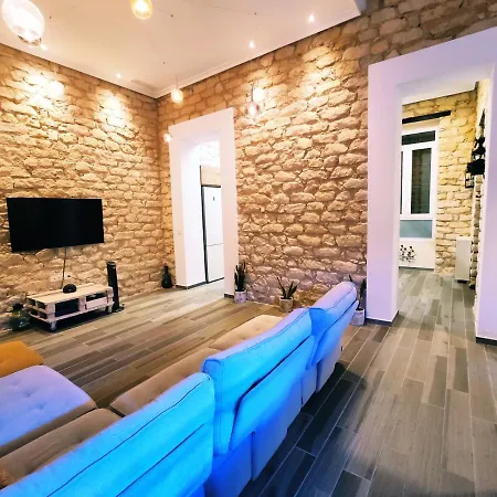 Privada En Alojamiento Diferente Y Con Calidad En El Centro De Alicante! Bed & Breakfast Alicante
