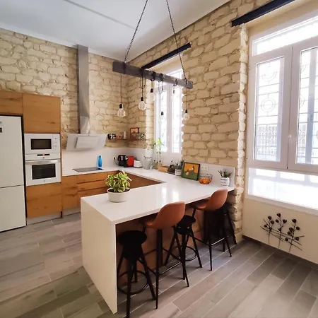 Bed & Breakfast Privada En Alojamiento Diferente Y Con Calidad En El Centro De Alicante! *