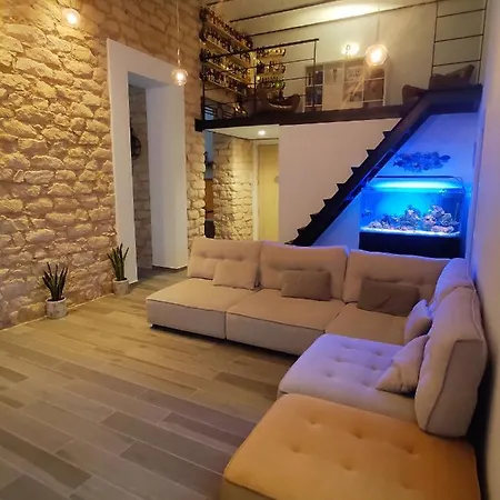 Privada En Alojamiento Diferente Y Con Calidad En El Centro De Alicante! Bed & Breakfast *